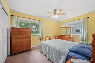5506 Burwood Rd, Cary, IL 60013 - Photo 12