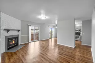 720 Sundown Rd, South Elgin, IL 60177 - Photo 2