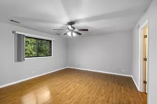 720 Sundown Rd, South Elgin, IL 60177 - Photo 12