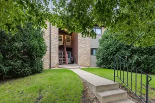 720 Sundown Rd, South Elgin, IL 60177 - Photo 1