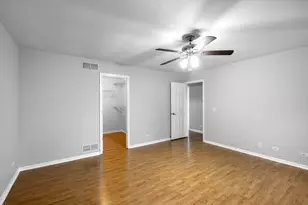 720 Sundown Rd, South Elgin, IL 60177 - Photo 14
