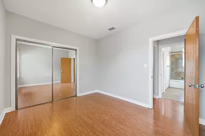2121 N Saint Louis Avenue #3S, Chicago, IL 60647 - Photo 12