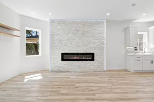 638 N Lotus Ave, Chicago, IL 60644 - Photo 8