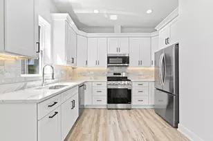 638 N Lotus Ave, Chicago, IL 60644 - Photo 10