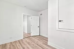 638 N Lotus Ave, Chicago, IL 60644 - Photo 14