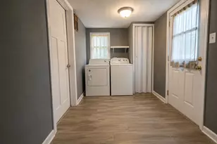 531 Groveland St, Creve Coeur, IL 61610 - Photo 6