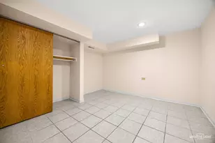 4952 N Central Park Ave, Chicago, IL 60625 - Photo 20