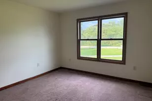 3039 E 3rd Rd, Lasalle, IL 61301 - Photo 22