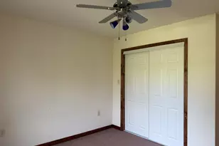 3039 E 3rd Rd, Lasalle, IL 61301 - Photo 18