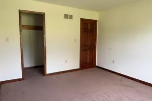 3039 E 3rd Rd, Lasalle, IL 61301 - Photo 20