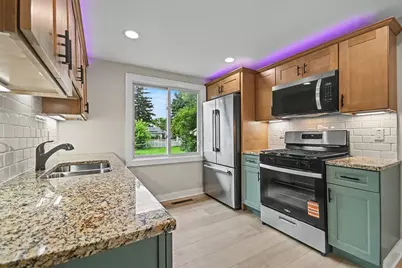 321 E Main Street, Peotone, IL 60468 - Photo 4