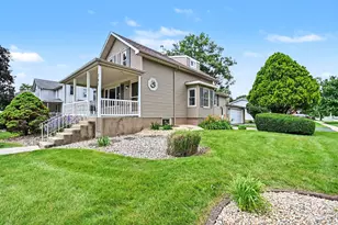 321 E Main St, Peotone, IL 60468 - Photo 2
