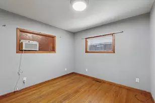 31 Delaware Ave, Danville, IL 61832 - Photo 16