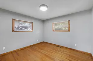31 Delaware Ave, Danville, IL 61832 - Photo 12