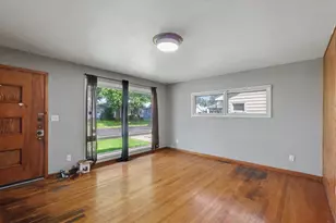 31 Delaware Ave, Danville, IL 61832 - Photo 4