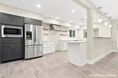 4604 Lakeshore Drive, McHenry, IL 60050 - Photo 10