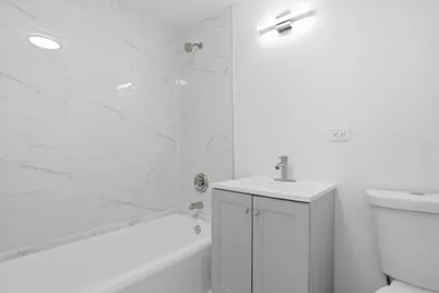 297 E Lakeview Avenue, Round Lake Beach, IL 60073 - Photo 42