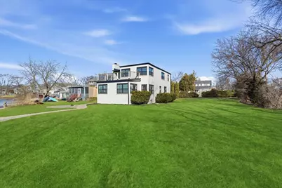297 E Lakeview Avenue, Round Lake Beach, IL 60073 - Photo 50