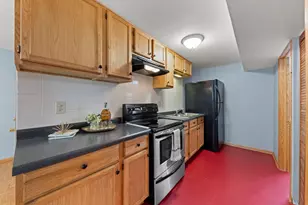 430 Woodhill Dr, Carol Stream, IL 60188 - Photo 32
