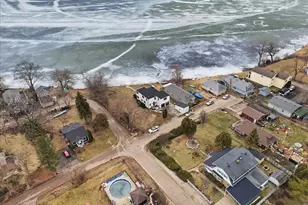 297 E Lakeview Ave, Round Lake Beach, IL 60073 - Photo 60