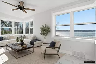 297 E Lakeview Ave, Round Lake Beach, IL 60073 - Photo 26