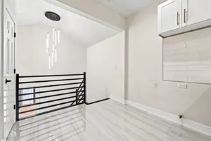 228 154th Pl, Calumet City, IL 60409 - Photo 10