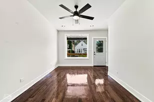 228 154th Pl, Calumet City, IL 60409 - Photo 2