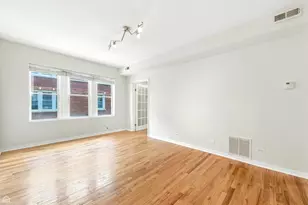 1301 E 71st Pl, Chicago, IL 60619 - Photo 4