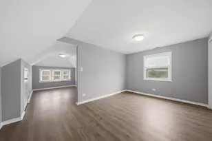 2050 N Kenneth Ave, Chicago, IL 60639 - Photo 20