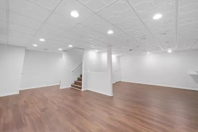 2210 Fieldcrest Drive, Mundelein, IL 60060 - Photo 24