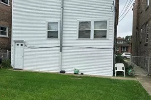 1916 Ridgeland Ave, Berwyn, IL 60402 - Photo 2