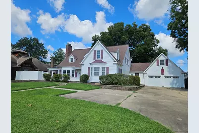 302 W Main Street, Carmi, IL 62821 - Photo 2