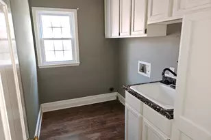 302 W Main St, Carmi, IL 62821 - Photo 30
