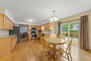 1N145 Glenrise Ct, Glen Ellyn, IL 60137 - Photo 12