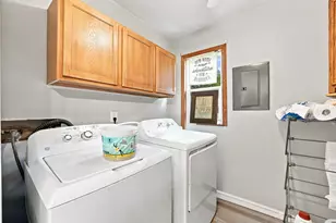 911 W Eureka St, Braidwood, IL 60408 - Photo 10
