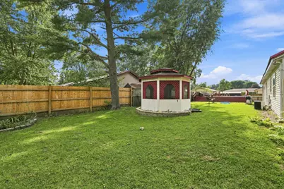 911 W Eureka Street, Braidwood, IL 60408 - Photo 6