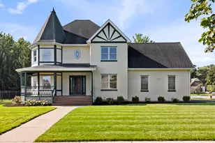 101 Nuthatch Dr, Woodstock, IL 60098 - Photo 1