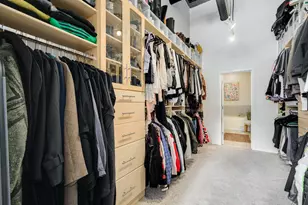 360 W Illinois Ave, Chicago, IL 60654 - Photo 24