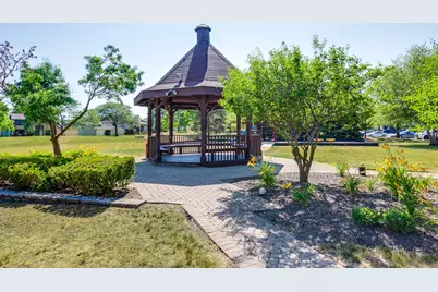 2 Timber Lane #18, Vernon Hills, IL 60061 - Photo 34