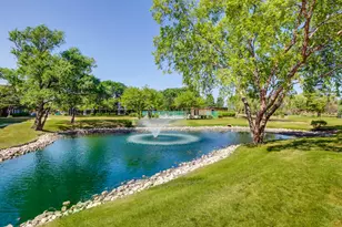 2 Timber Ln, Vernon Hills, IL 60061 - Photo 38