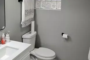 9016 S Lowe Ave, Chicago, IL 60620 - Photo 14