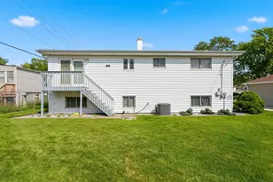 78 S Clarendon Ave, Addison, IL 60101 - Photo 34
