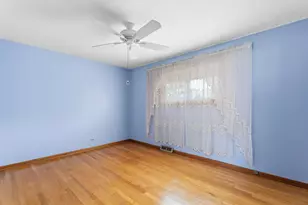 78 S Clarendon Ave, Addison, IL 60101 - Photo 16