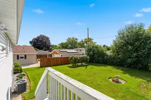 78 S Clarendon Ave, Addison, IL 60101 - Photo 38