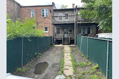 10509 S Corliss Avenue, Chicago, IL 60628 - Photo 14