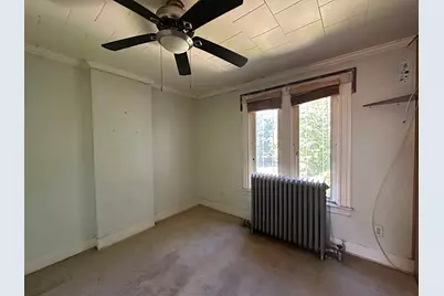 10509 S Corliss Avenue, Chicago, IL 60628 - Photo 10