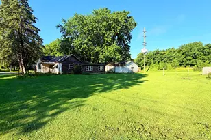 1402 N Sterling St, Streator, IL 61364 - Photo 16