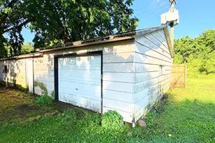 1402 N Sterling St, Streator, IL 61364 - Photo 22