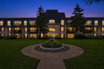 5200 Carriageway Drive #317, Rolling Meadows, IL 60008 - Photo 4