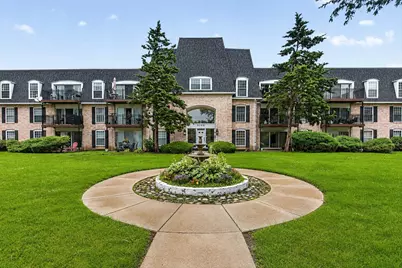 5200 Carriageway Drive #317, Rolling Meadows, IL 60008 - Photo 1